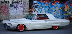 Ford Thunderbird